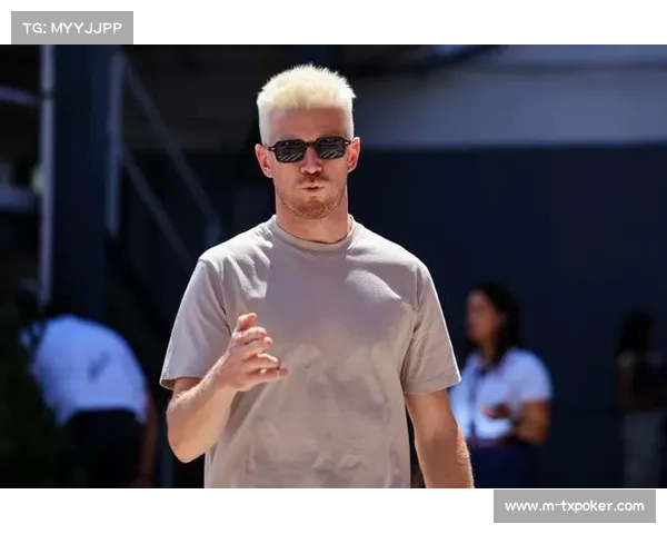 霍肯伯格:转会威队是新挑战,期待与阿尔本搭档 霍肯伯格:转会威队是新挑战,期待与阿尔本搭档